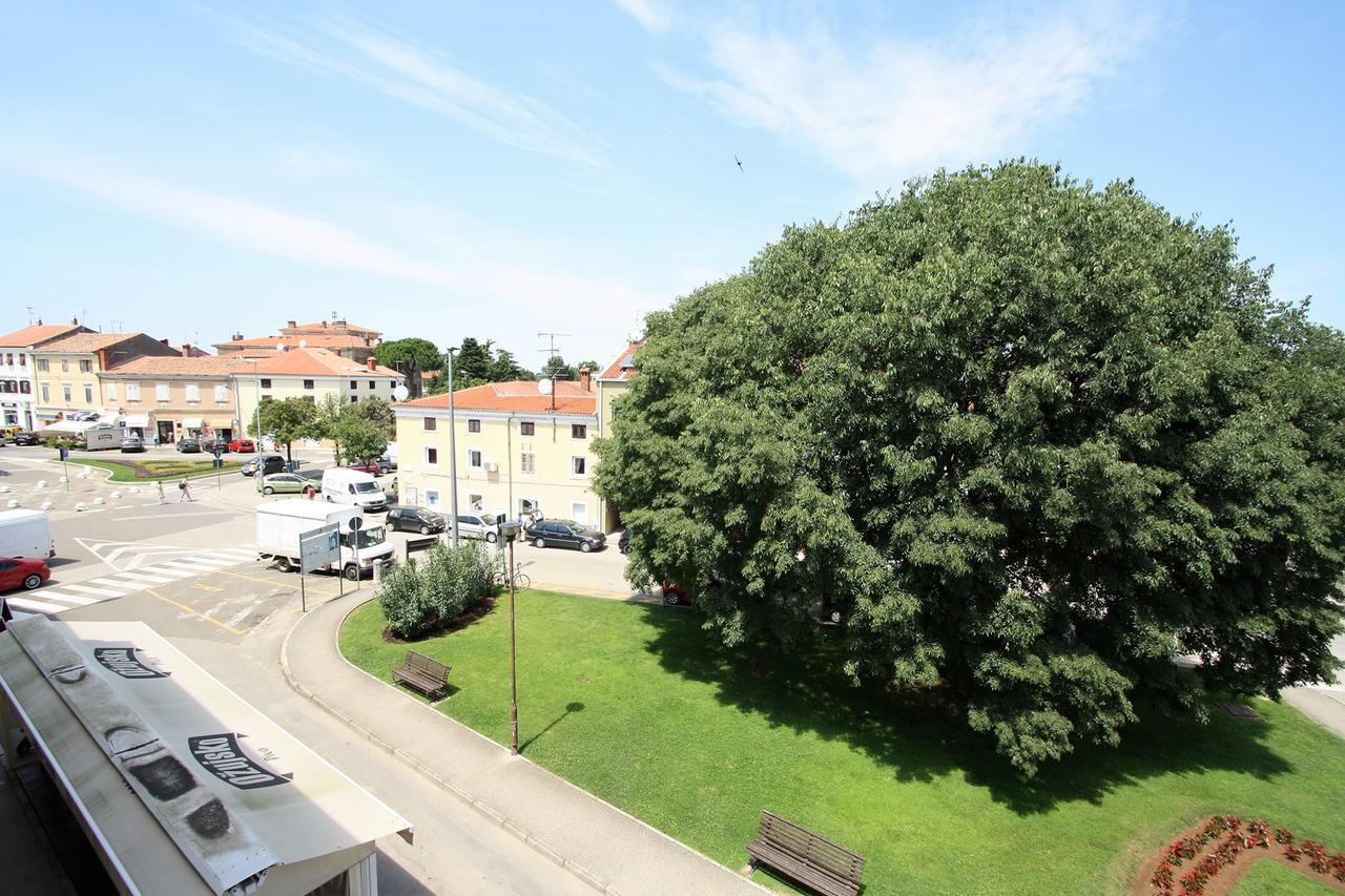 Apartments Simonetti Porec Esterno foto